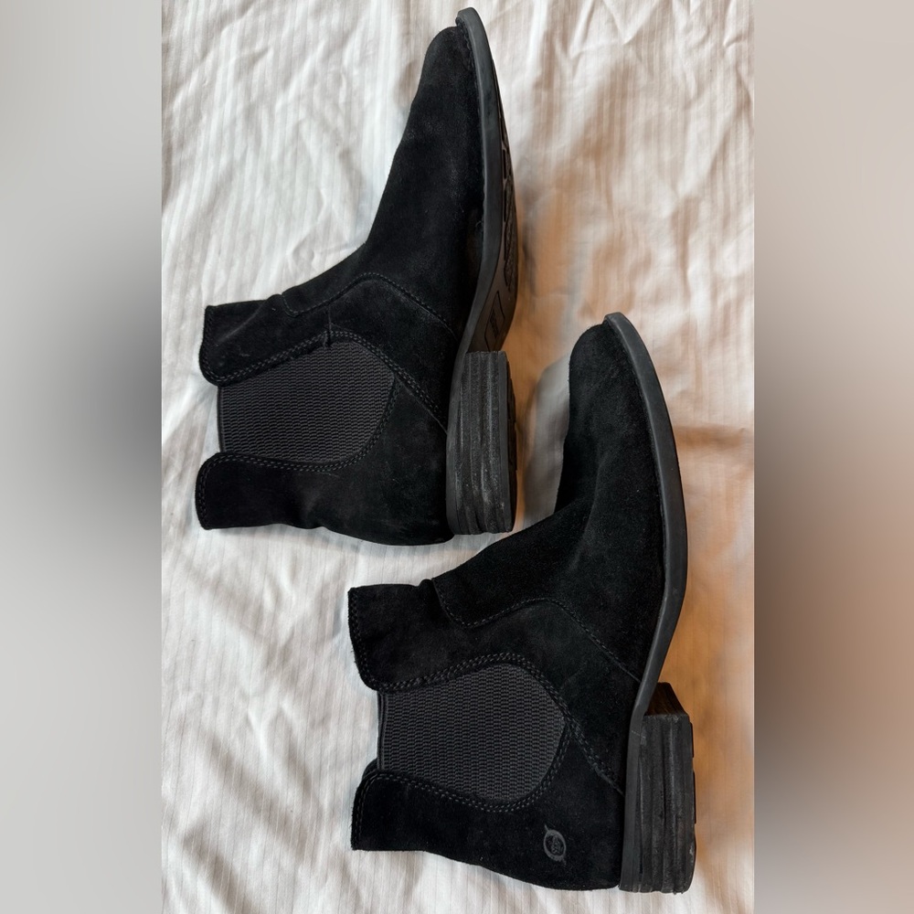 Born Black Suede Chelsea Boots 8.5M
